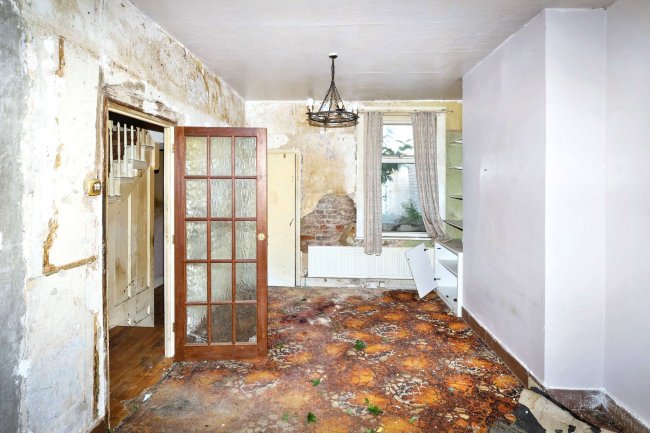 3 Ulverston Road, Walthamstow, London, E17 4BN 6