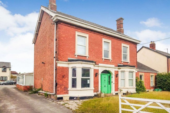 21 Elmbridge Road, Gloucester GL2 0NY 1