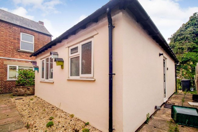 21 Elmbridge Road, Gloucester GL2 0NY 1