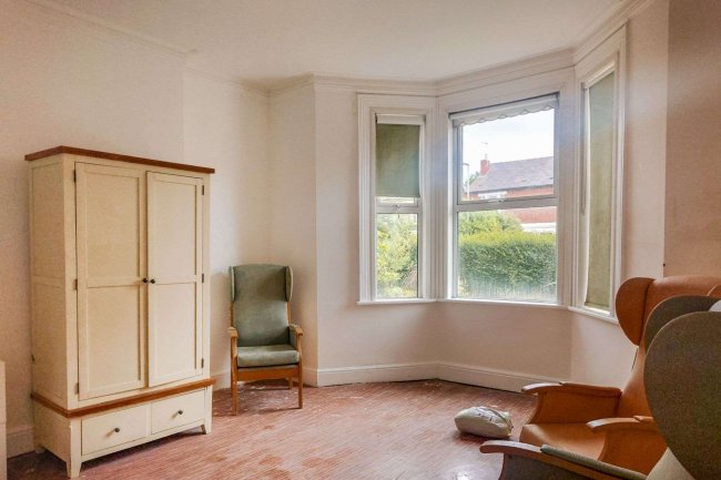 21 Elmbridge Road, Gloucester GL2 0NY 1