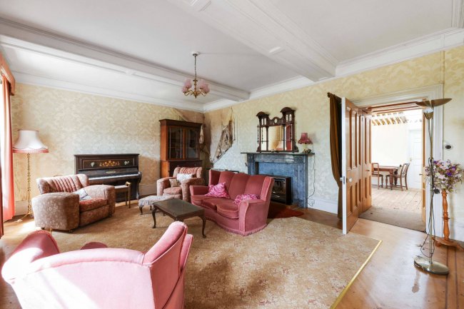 Boyce Court, Dymock, Nr Ledbury GL18 2BG 1