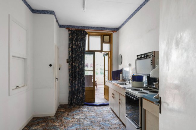 Boyce Court, Dymock, Nr Ledbury GL18 2BG 1