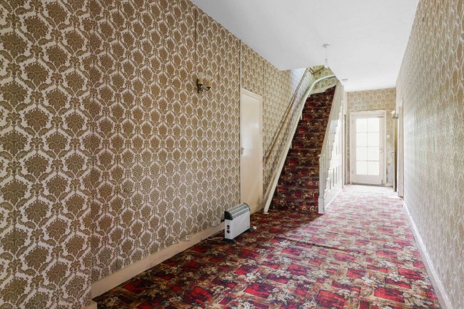 Boyce Court, Dymock, Nr Ledbury GL18 2BG 1