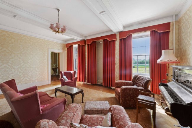 Boyce Court, Dymock, Nr Ledbury GL18 2BG 1