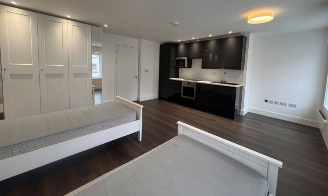 25 The Drapery, Northampton, Northamptonshire NN1 2ET 2