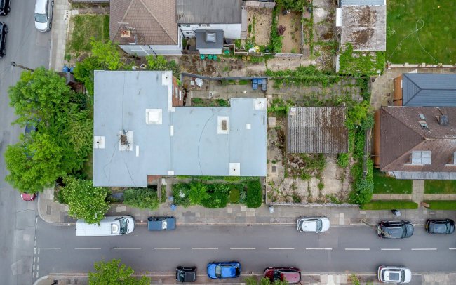 Sherwood Court & Garages at 132 Friern Park, London N12 9LX 10