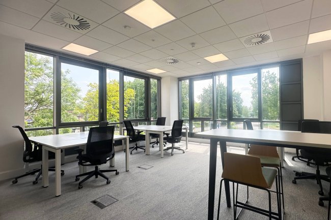 Rourke House, 3 Watermans Park, The Causeway, Staines Upon-Thames, TW18 3BA 25