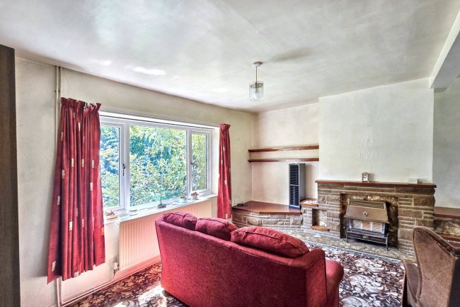 97 Princess Avenue, South Elmsall, Pontefract, WF9 2QX 6