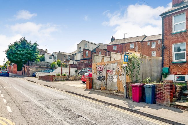 Land at 82 Mount Pleasant Road, Reading, RG1 2TD 6