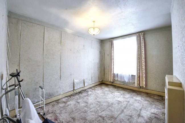 First Floor Flat,  89 Taybridge Road, Battersea, London SW11 5PX 5