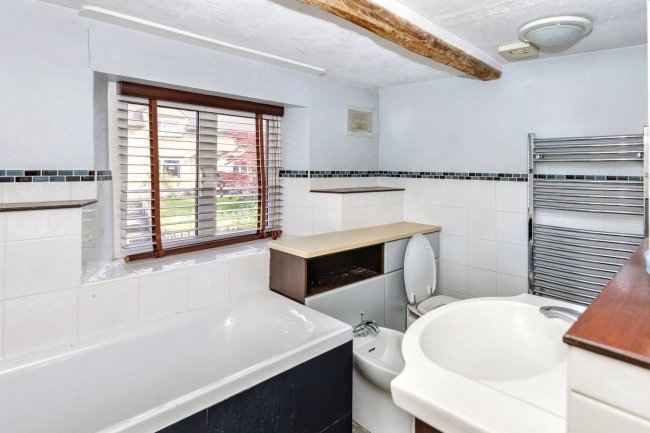 The Cottage, Manor Road, Sulgrave, Banbury, Oxfordshire OX17 2RZ 8