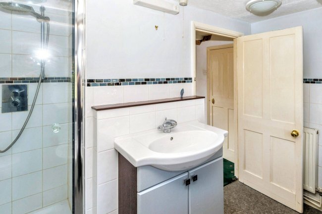 The Cottage, Manor Road, Sulgrave, Banbury, Oxfordshire OX17 2RZ 8