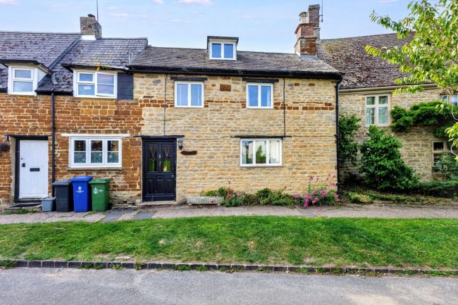 The Cottage, Manor Road, Sulgrave, Banbury, Oxfordshire OX17 2RZ 8