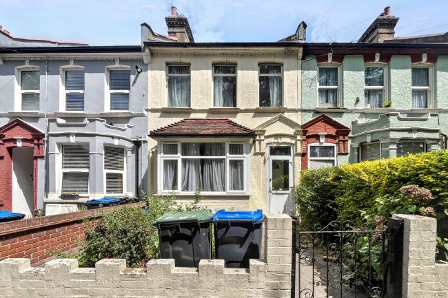 166 Frant Road, Thornton Heath, CR7 7JW 5