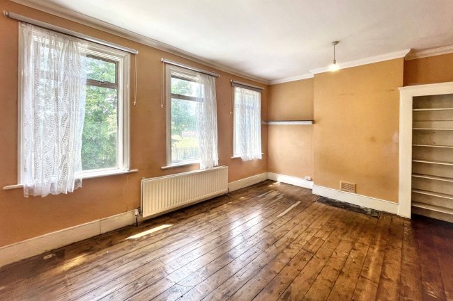 166 Frant Road, Thornton Heath, CR7 7JW 5