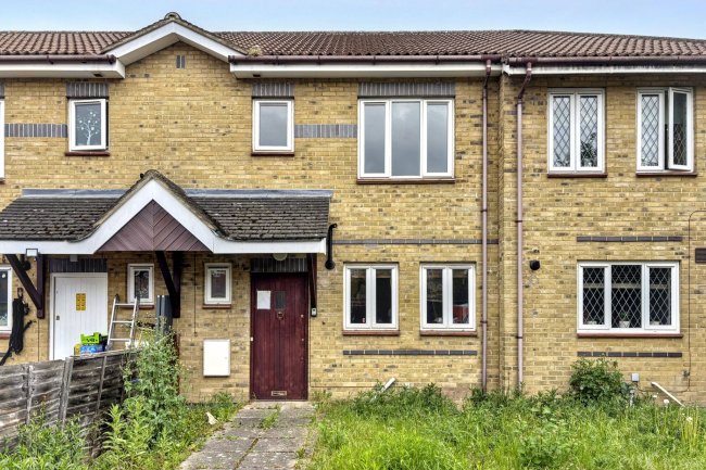 3 Halford Close, Edgware, Middlesex, HA8 5QF 2