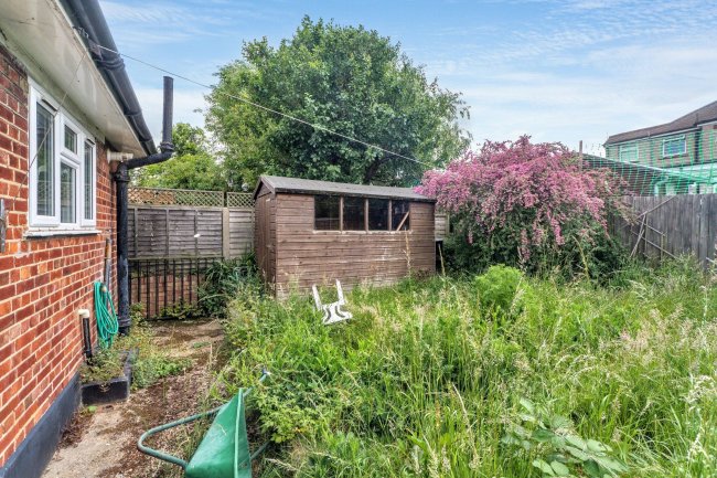 33 Glenmore Road, Welling, DA16 3BN 2