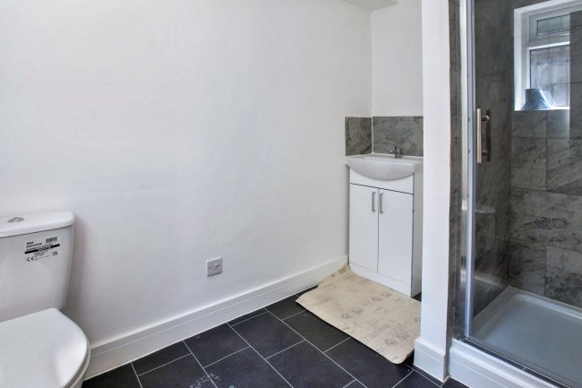 316 Oldham Road, Failsworth, Manchester M35 0EN 8