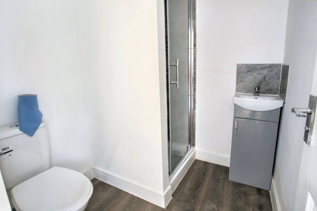 316 Oldham Road, Failsworth, Manchester M35 0EN 8