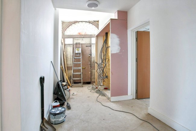 316 Oldham Road, Failsworth, Manchester M35 0EN 8