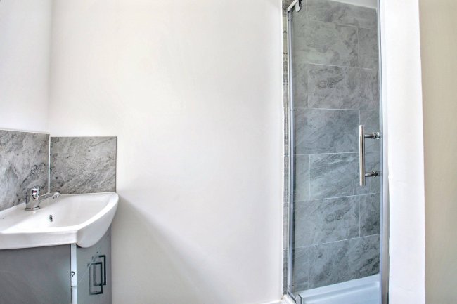 316 Oldham Road, Failsworth, Manchester M35 0EN 8