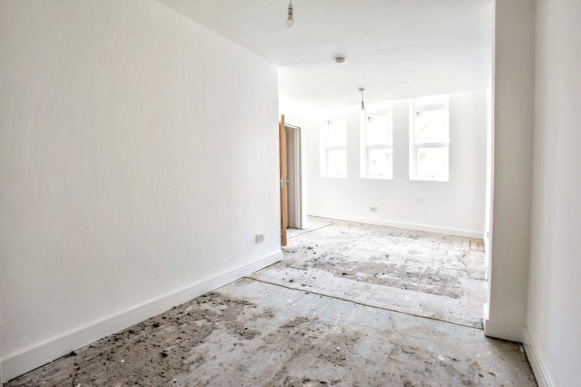 316 Oldham Road, Failsworth, Manchester M35 0EN 8