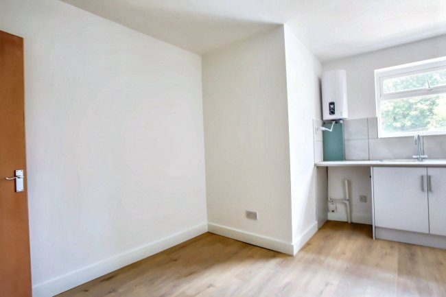 316 Oldham Road, Failsworth, Manchester M35 0EN 8