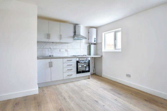 316 Oldham Road, Failsworth, Manchester M35 0EN 8