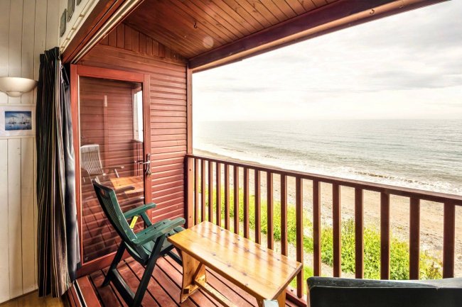 Dove Chalet W11, Branscombe Beach, Devon EX12 3DP 10