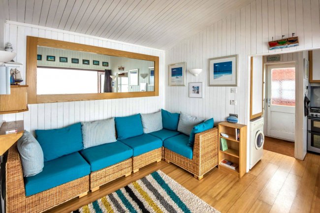 Dove Chalet W11, Branscombe Beach, Devon EX12 3DP 10