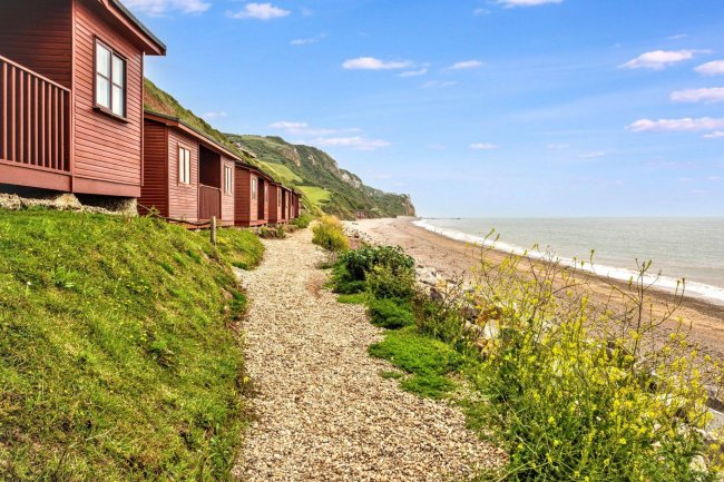 Dove Chalet W11, Branscombe Beach, Devon EX12 3DP 10