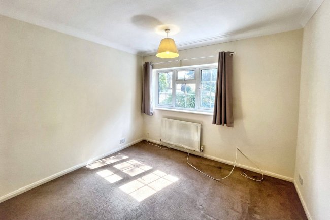 13 Radcliffe Road, Croydon, CR0 5QG 3