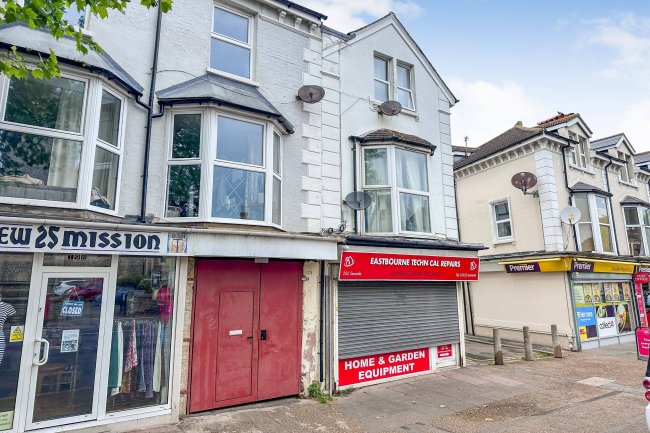 202 Seaside, Eastbourne, East Sussex, BN22 7QR 8
