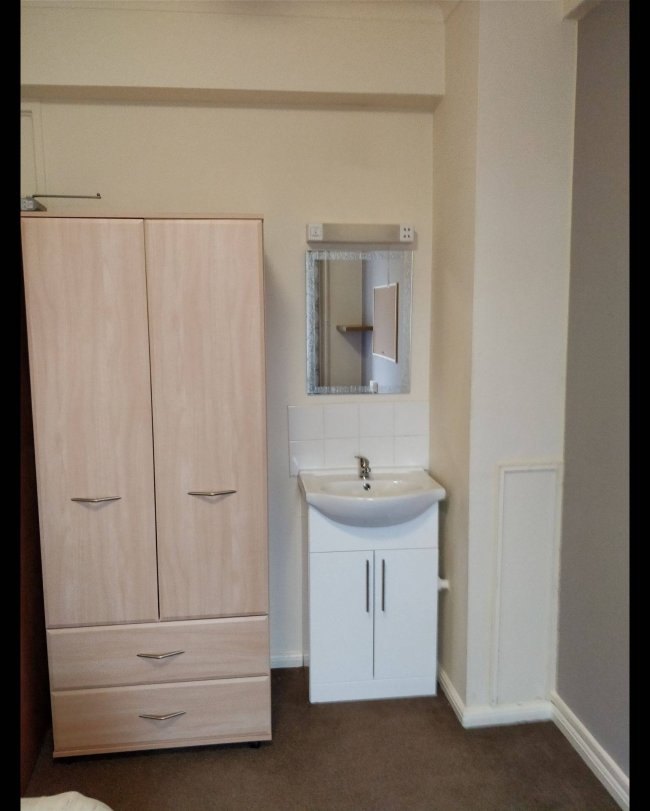 Unit 125, Montgomery House, Demesne Road, Manchester M16 8PH 4