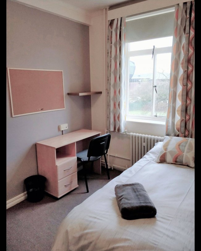 Unit 125, Montgomery House, Demesne Road, Manchester M16 8PH 4