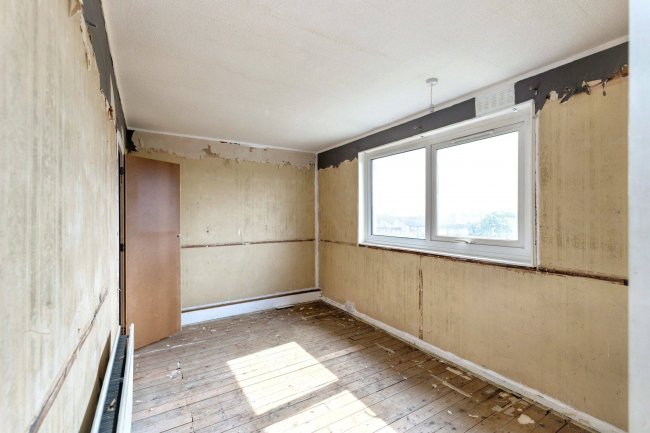 47 Pearl Road, Salterbeck, Workington, Cumbria, CA14 5EF 2