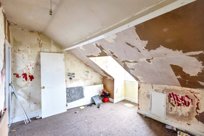 2 Broadway, Goole, East Yorkshire, DN14 5HR 1