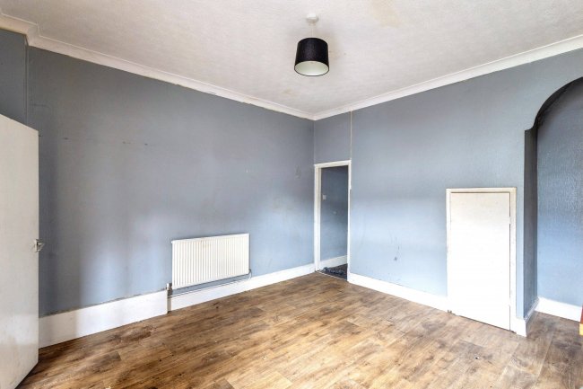 2 Broadway, Goole, East Yorkshire, DN14 5HR 1