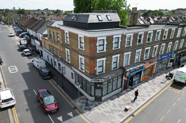 The Burren London Hotel, 174 Church Road, London, NW10 9NH 15