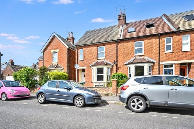 82 Bedford Road, Horsham, RH13 5BH 8