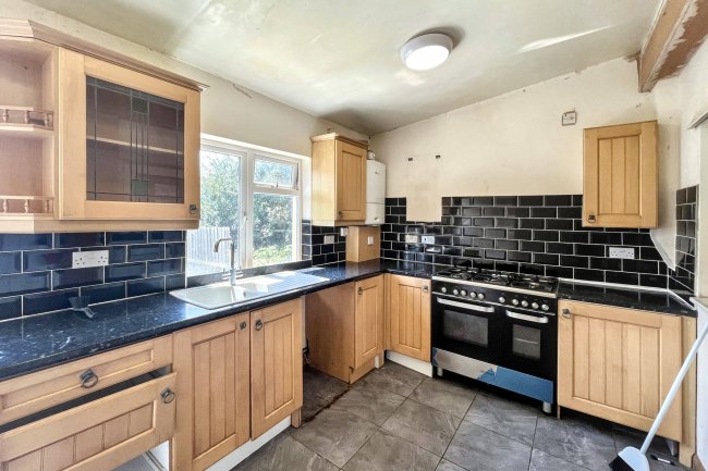 42 Greenwood Road, Mitcham, Surrey CR4 1PE 10