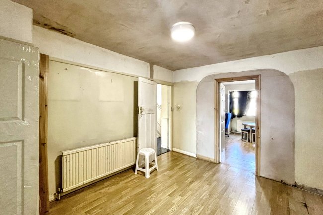 42 Greenwood Road, Mitcham, Surrey CR4 1PE 10