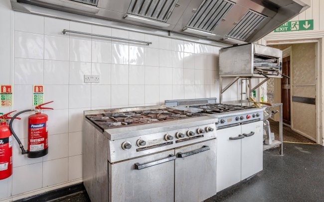 Constitutional Buildings, Canon St, Aberdare, CF44 7AW 9