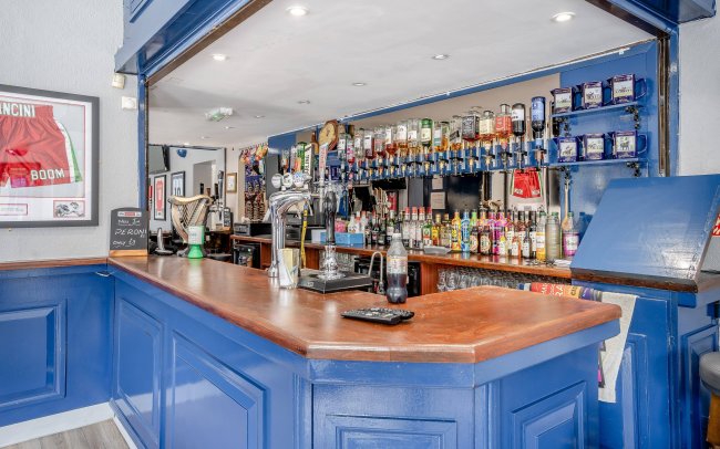 Constitutional Buildings, Canon St, Aberdare, CF44 7AW 9