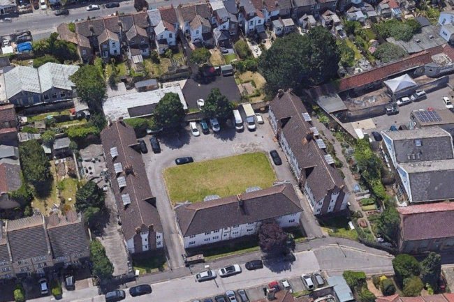 Land South Of 25-39 Drovers Road South Croydon CR2 6PR 7