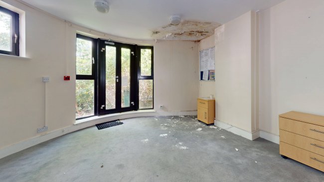 53 Marlborough Road, Archway, London, N19 4NA 3