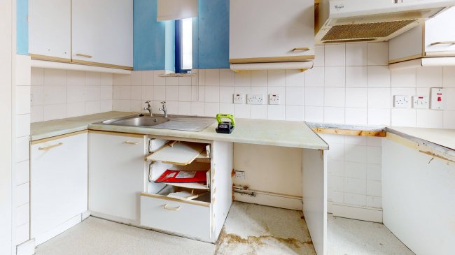 53 Marlborough Road, Archway, London, N19 4NA 3