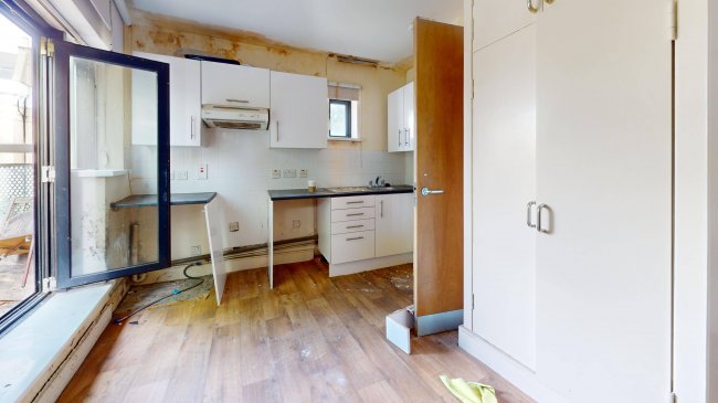 53 Marlborough Road, Archway, London, N19 4NA 3