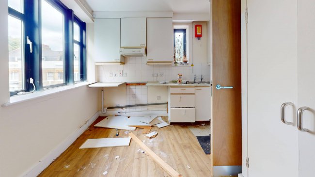 53 Marlborough Road, Archway, London, N19 4NA 3