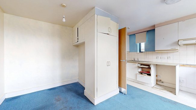 53 Marlborough Road, Archway, London, N19 4NA 3